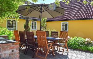 Nice Home In Sjöbo With Wifi