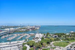 MVR - Only for VIP Travelers - Luxe Stay in Downtown