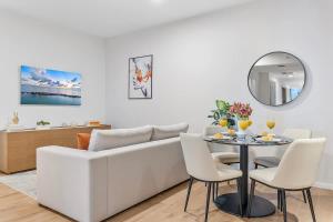 MVR - VIP Pool Deck & Rooftop Lounge Access