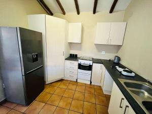 Exquisite cottage in Doringkloof