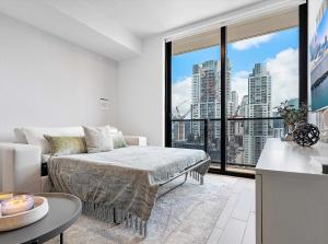 MVR - Wake Up to Miami-s Most Iconic Views