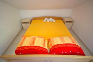 Family friendly seaside apartments Cove Rapak, Hvar - 12779