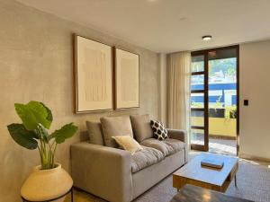Modern space in the heart of the historic center