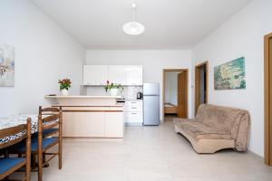 Apartments by the sea Pag - 24467