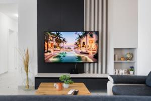 Family friendly house with a swimming pool Vir - Lozice, Vir - 24575