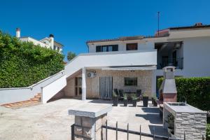 Apartments with parking spaces ski, Marcana - 24578