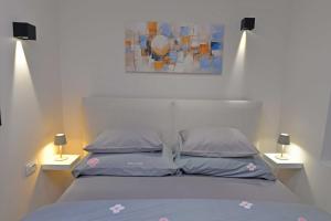 Apartments by the sea Veli Losinj, Losinj - 24590
