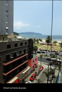 Kitnet Praia de São Vicente pé na areia