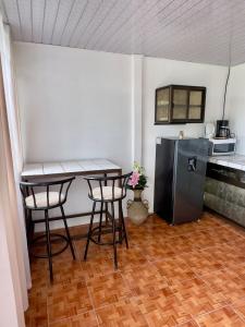 Mini apartment in downtown Limón with AC