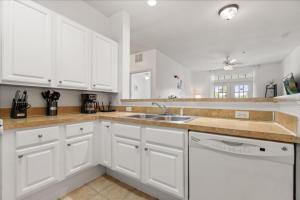 2 Bedrooms 2 Bathrooms Secret Lake 3176-204