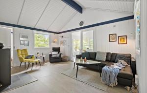 Nice Home In Hemmet With Wifi