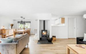 Awesome Home In Væggerløse With Kitchen