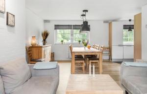 Awesome Home In Væggerløse With Kitchen