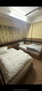 Hotel saujanya deluxe parbat