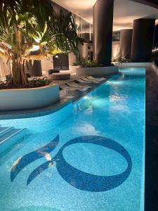 Queens wharf Elegant High-Rise Living