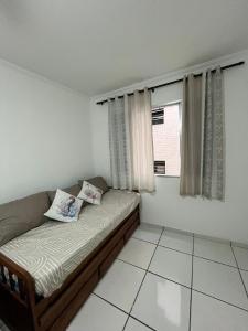 Pé na areia - 6 Hospedes Praia da Guilhermina- WI FI - Garagem- Quiosques e bares Supermercados ao lado