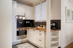 Paris Sevigne Elegant residence