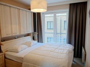 Apartment in Nieuwpoort by the Beach