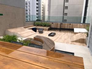 Studio Vila Madalena a 400m do Metro com Ar Cond próximo ao Beco do Batman e Allianz