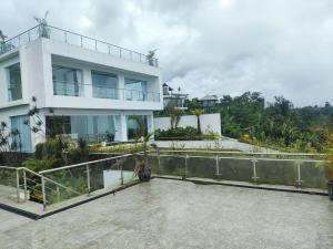 Villa Elsa and Maria