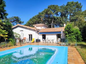 Villa avec Piscine Privée - 10 Pers. - La Palmyre - FR-1-705-105