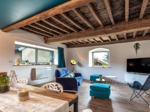 Maison rénovée au bord de lOgnon avec grand jardin et plage privée - FR-1-583-395