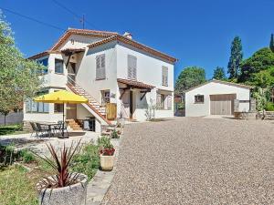 Rez de villa de charme à Montauroux près du lac Saint-Cassien, 2 chambres, jardin privatif - FR-1-779-16 - 3hvězdičkové hotely ve městě Montauroux
