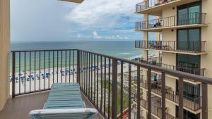 Phoenix IV 4111 condo