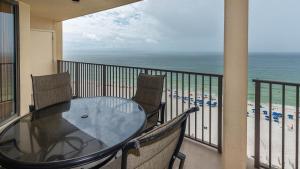 Phoenix IV 4111 condo