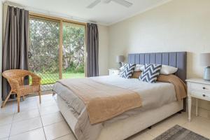 Oceanside 17 Breezes