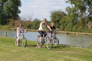 Hotels Logis Hotel Terre de Loire : photos des chambres