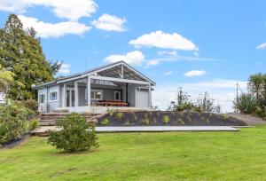 Karapiro Cottage