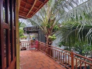 Rooster Mekong Resort