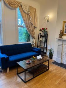 London 2 bed apartment Charlton SE7