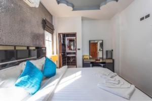 Karon Sunset Seaview Villa by 789property