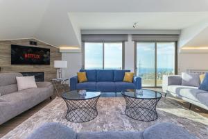 2BR Sunset Over Ain Saade