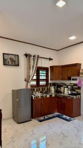 Mendis Villa