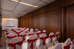 Queens Hotel Kandy - 160 Years of Heritage