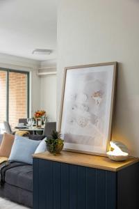 Free Parking on Bunn, 5 mins to The Star & Darling