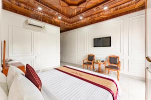 HÙNG MIAMI HOTEl - 3 SAO