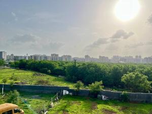 Peaceful AC 1BHK Near Forest Reserve Hadapsar