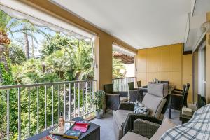 Saint Laurent Apt Garden View - Happy Rentals