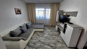 Apartament cu 3 camere central Sulina