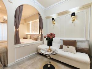 B2 Shinjuku JR St 8 mins 2 bedrooms and 1 living room Max 5P Direct to Shinjuku Ueno Ginza Shibuya Ikebukuro Yoyogi Shinagawa 新宿区 高田马场车站8分钟 两室一厅 最大5人