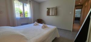 Maisons de vacances Paradis Provencal Villa - Espace Detente et BBQ LMV : photos des chambres