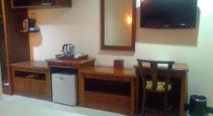 Yusro Hotel Restaurant & Convention