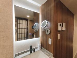 B6 Shinjuku JR St 8 mins 2 bedrooms and 1 living room Max 5P Direct to Shinjuku Ueno Ginza Shibuya Ikebukuro Yoyogi Shinagawa 新宿区 高田马场车站8分钟 两室一厅 最大5人