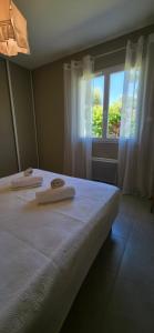 Maisons de vacances Paradis Provencal Villa - Espace Detente et BBQ LMV : photos des chambres