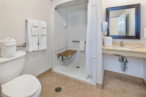 Comfort Inn & Suites Thousand Islands Harbour District