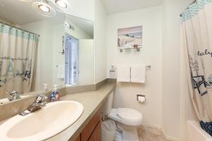 Lovely Beachside Studio at The Shores 5679